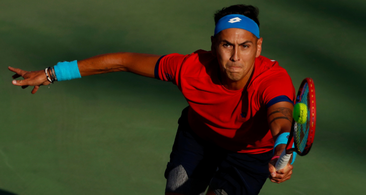 Alejandro Tabilo cae ante Nakashima y EEUU saca doble ventaja ante Chile en Copa Davis.