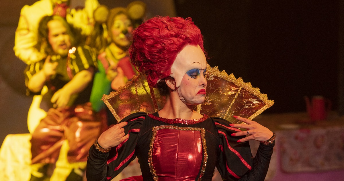 Alicia en el Circo de las Maravillas 