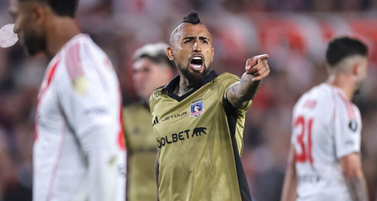 Arturo Vidal arremetió contra River Plate y deslizó críticas a Conmebol.