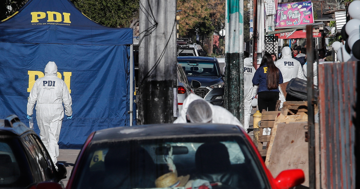 Fiscalía asegura que adolescente asesinado en Bajos de Mena no sería el objetivo de los 150 disparos