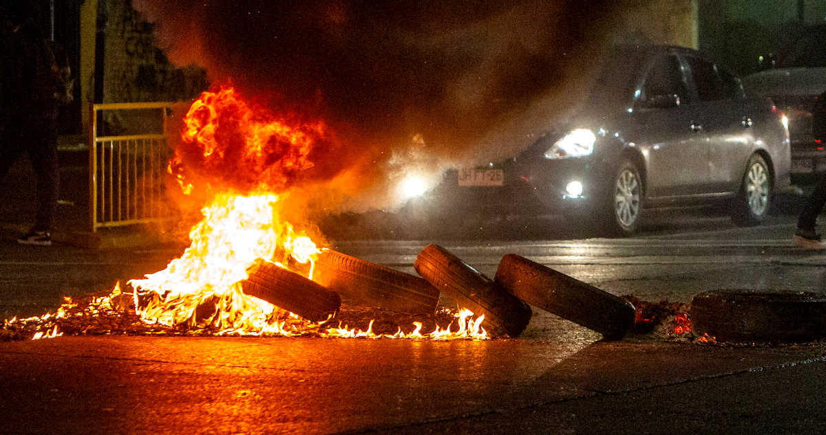 Barricadas en sectores clave de la RM marcan nueva conmemoración del 11S, a 51 años del Golpe