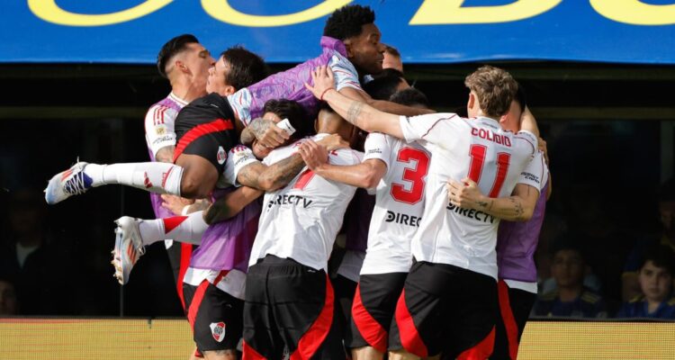 Boca y River se midieron en La Bombonera