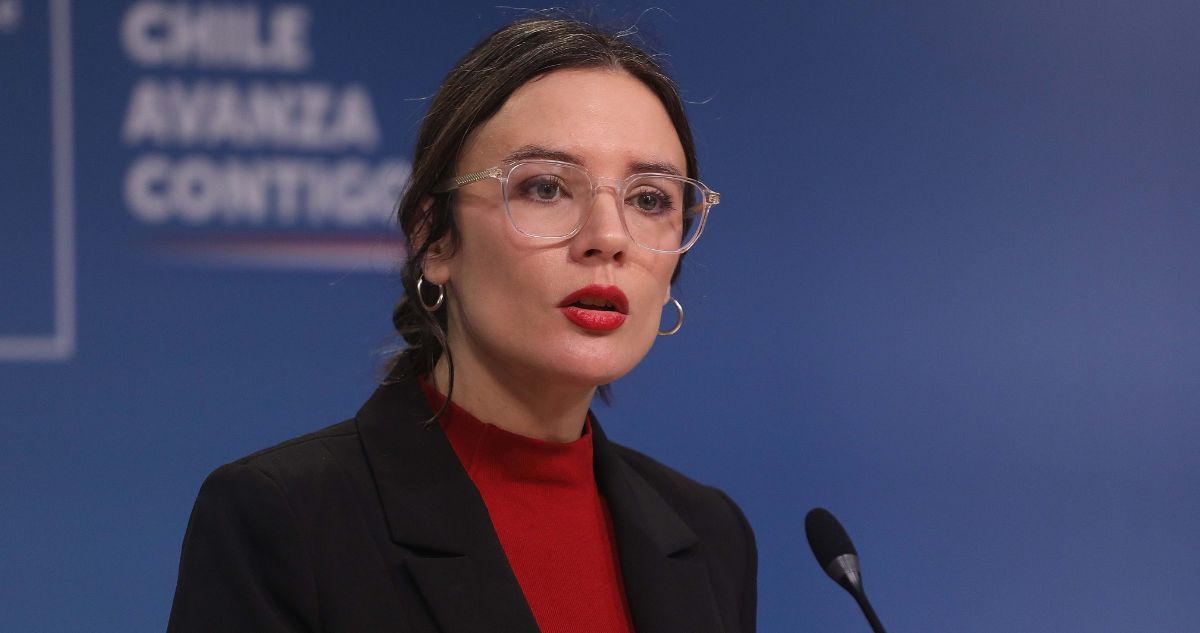 “Caiga quien caiga”: Gobierno reitera en que hay “tranquilidad” ante entrega de chats de Hermosilla