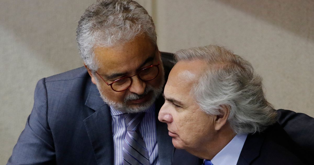 Vínculo de Chadwick con Hermosilla en caso Audio genera controversia al interior de Chile Vamos
