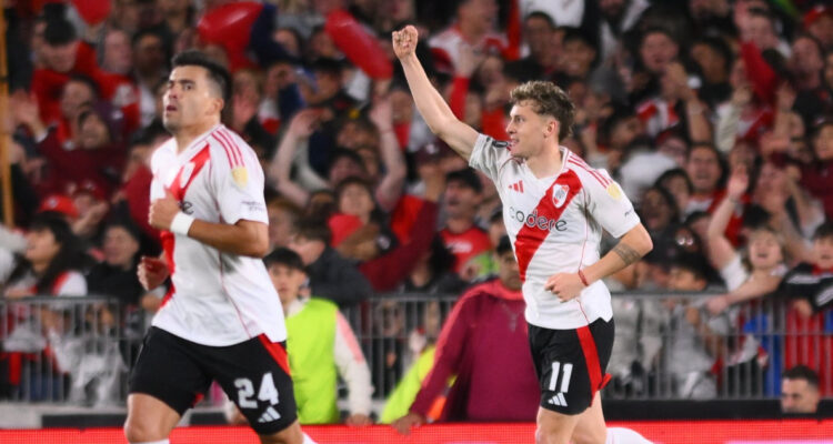 Colo Colo river foto