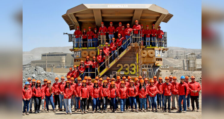 Compromiso Minero impulsa iniciativas y ofertas laborales para acercar la minería a la ciudadanía