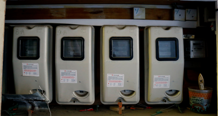 Se añade una en octubre: las únicas comunas de Chile que tendrá una rebaja extra en las cuentas de luz