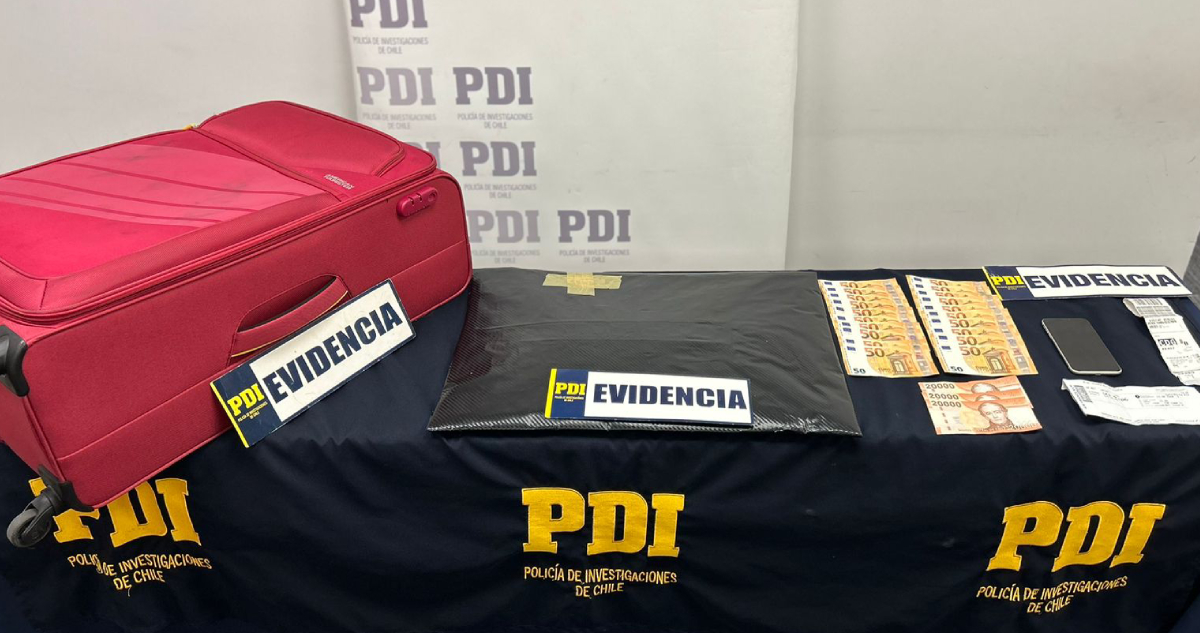 Detienen a chilena que intentaba viajar a Europa con kilos de cocaína en su equipaje