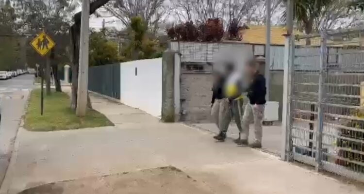 Chileno detenido por violento robo en joyería de Barcelona