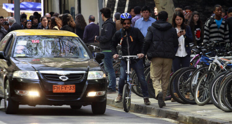 Día Nacional Sin Auto: conoce qué calles estarán cerradas en Santiago Centro