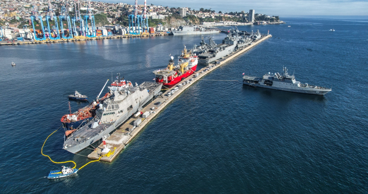 Ejercicio naval internacional en Valparaíso