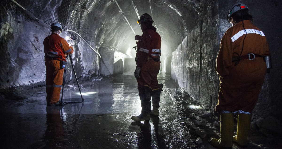 Más de $25 millones en total recibirán los trabajadores de El Teniente tras negociación con Codelco