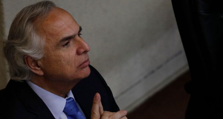 “Esto es grave”: acusan a la UDI de bloquear presencia de Chadwick en sesión especial por caso Audio