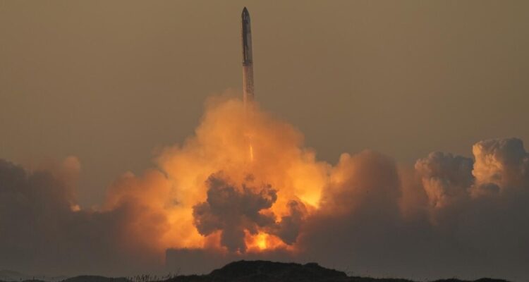 Explosión del megacohete Starship de Elon Musk generó agujero récord en la ionosfera