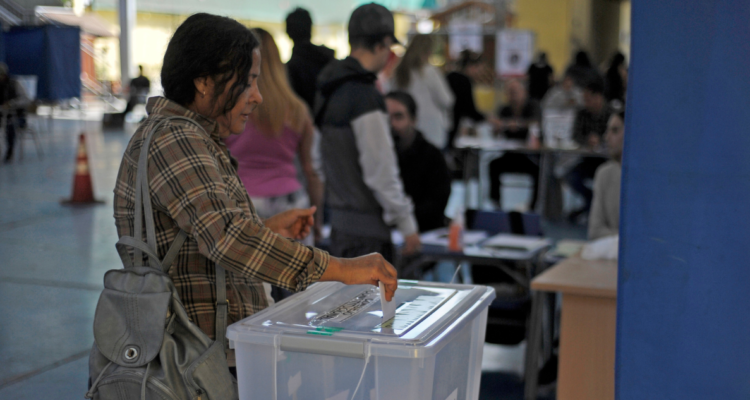 ¿Pueden los extranjeros votar en Chile? Esto es lo que dice la ley al respecto
