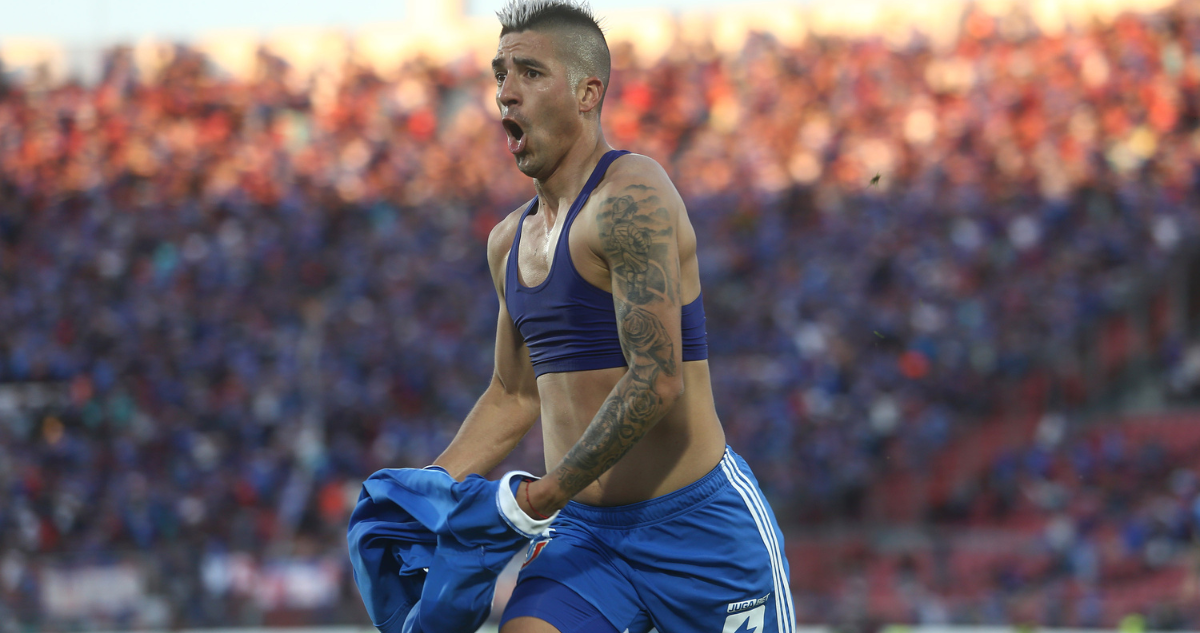 Fernández sostiene liderato azul: delantero marcó el agónico tanto del triunfo de La U ante Palestino