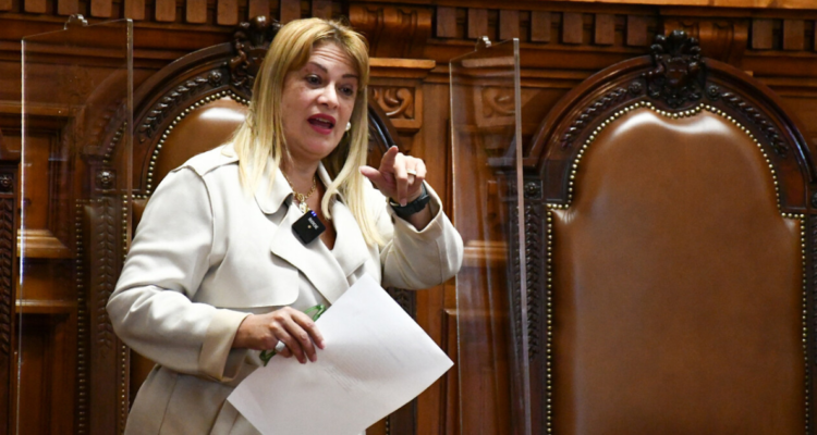 Fiscalía incauta equipos tecnológicos desde despacho privado de Vivanco en Corte Suprema