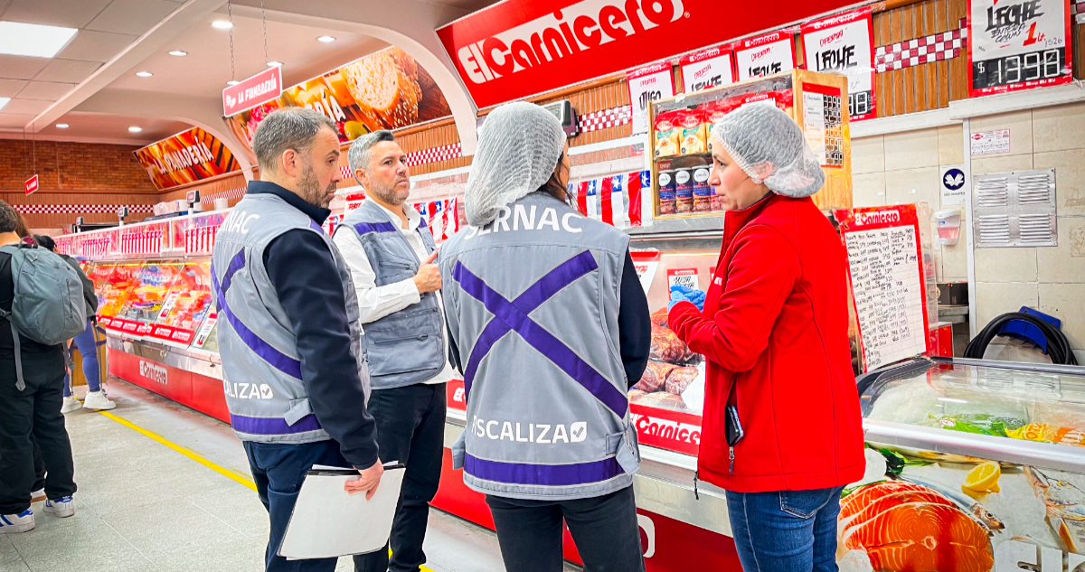 Fiscalizan locales de carnes con delivery previo a Fiestas Patrias: Sernac exigió cadena de frío