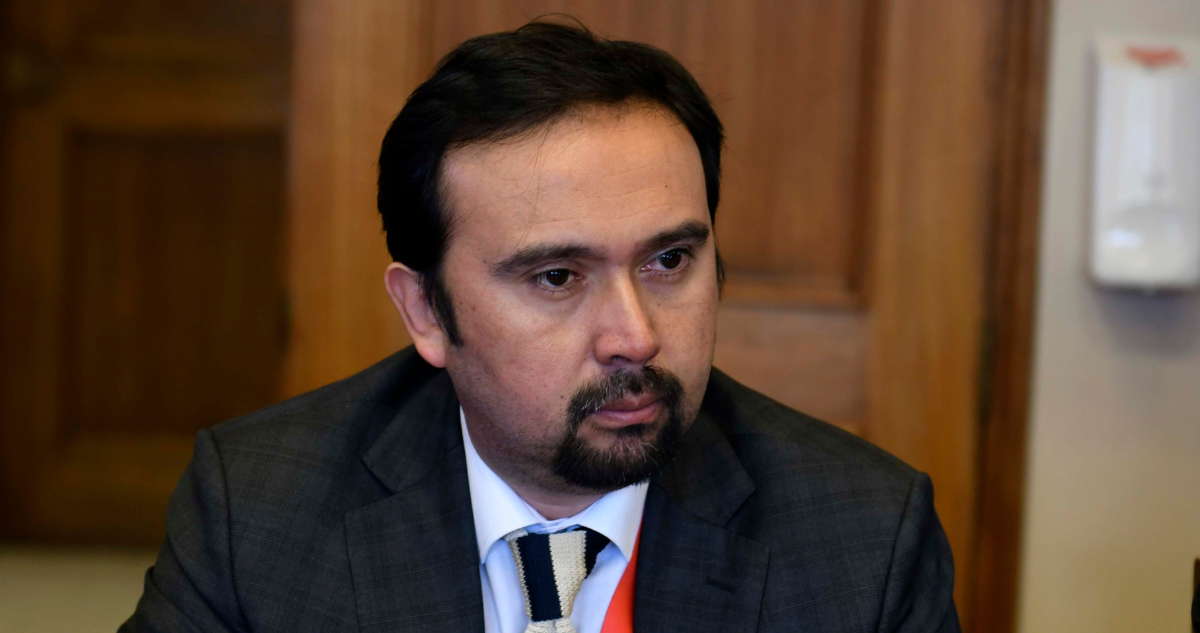 Fiscalía pide desafuero de gobernador de Ñuble para formalizarlo en causa por cohecho