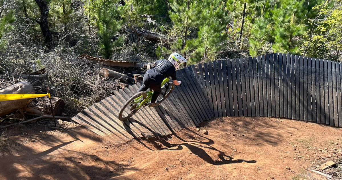 Fiesta del mountain bike convocó a cientos de riders en Angol para su primera fecha en La Araucanía