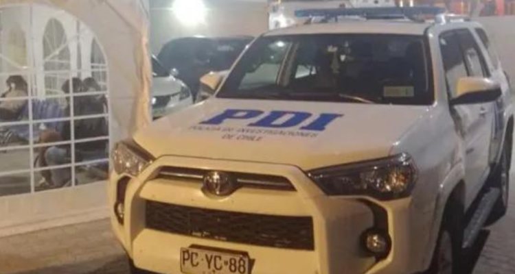 hombre muere tras ser reducido en local de comida