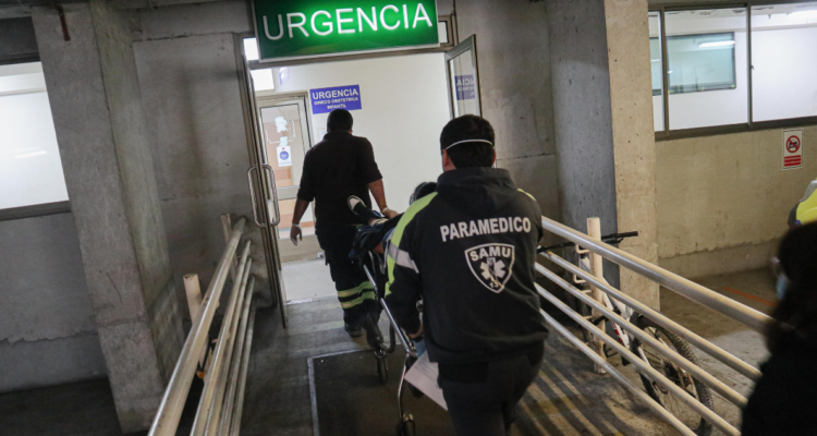 Personal médico entrado a recinto por diseño de nuevo Hospital de Arauco