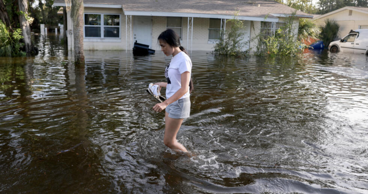 Huracán Helene deja al menos 44 muertos y provoca inundaciones catastróficas en EEUU