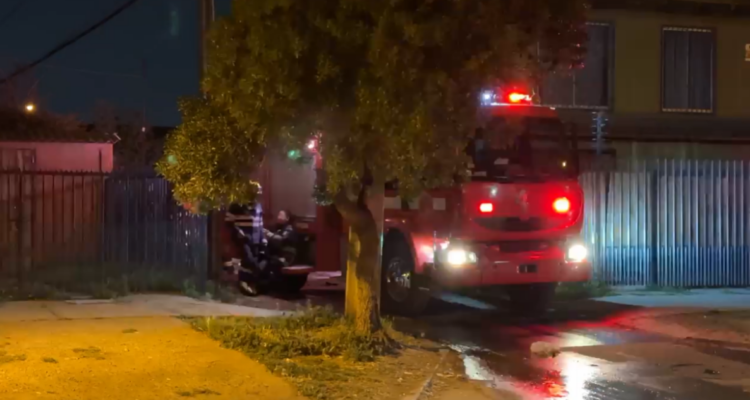 Hombre con movilidad reducida muere en incendio en Maipú