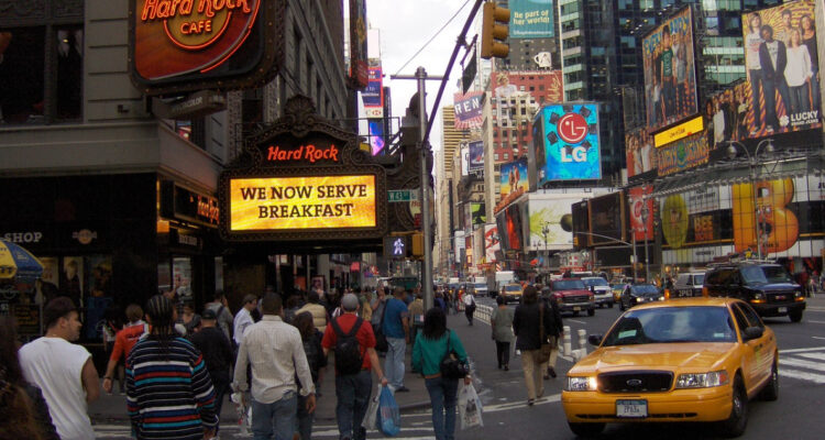 Los precios en EEUU siguen dando tregua y último dato de inflación es el más bajo desde 2021