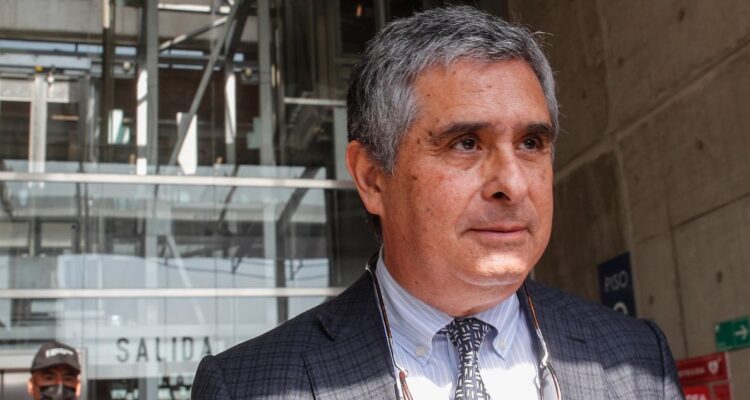 Con dardos al Gobierno y a Ministerio Público: defensa de Hermosilla busca revertir prisión preventiva