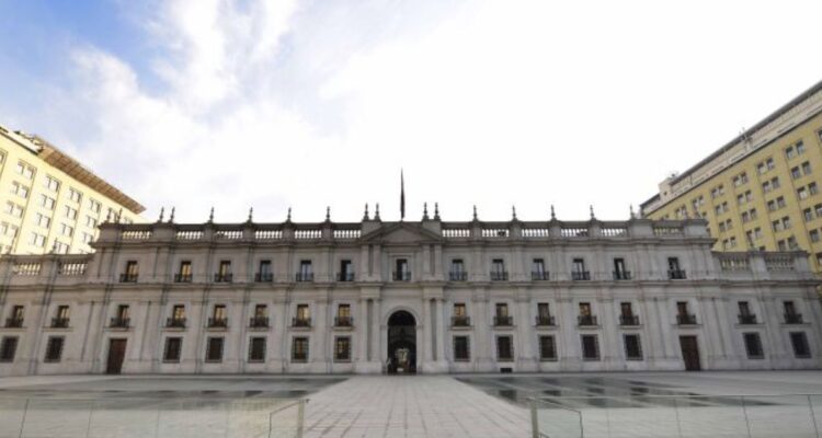 Presidencia confirma muerte de gasfíter mientras realizaba trabajos en La Moneda