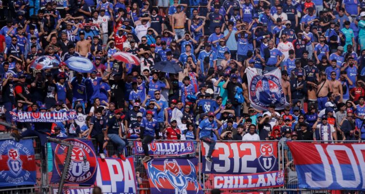 La U con todo contra Canal 13 por nota periodística que involucra a su hinchada