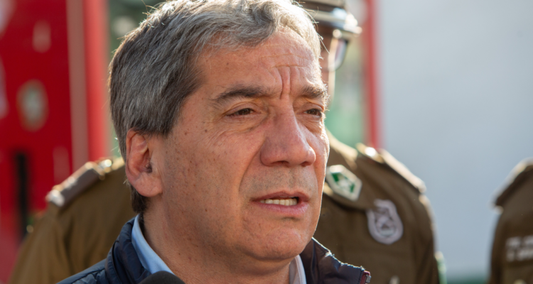 Delegado RM pide denunciar de forma anónima a portadores de armas ante nuevos hechos violentos