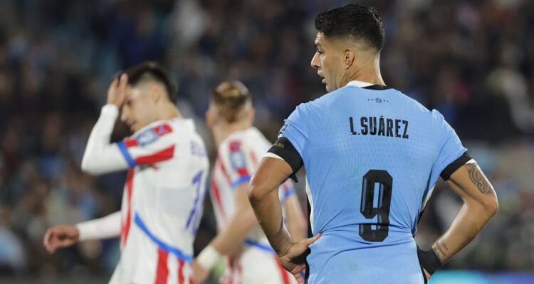 Luis Suárez Uruguay Paraguay eliminatorias