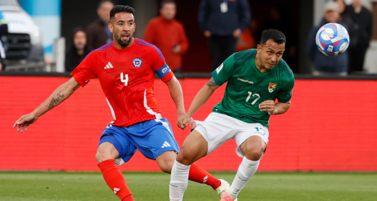 Mauricio Isla y la frustración tras la histórica derrota ante Bolivia en Eliminatorias.