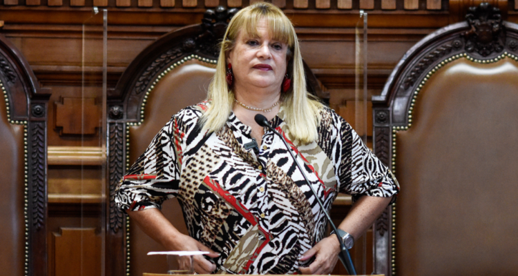 Revés para ministra Vivanco: Corte Suprema rechaza tres peticiones presentadas por su defensa