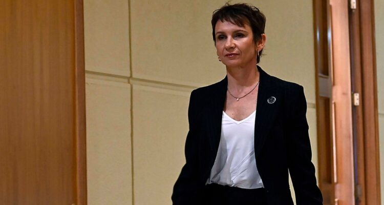 Tohá espera que la Cámara “encuentre los mecanismos” para presentar AC sin dejar de legislar proyectos