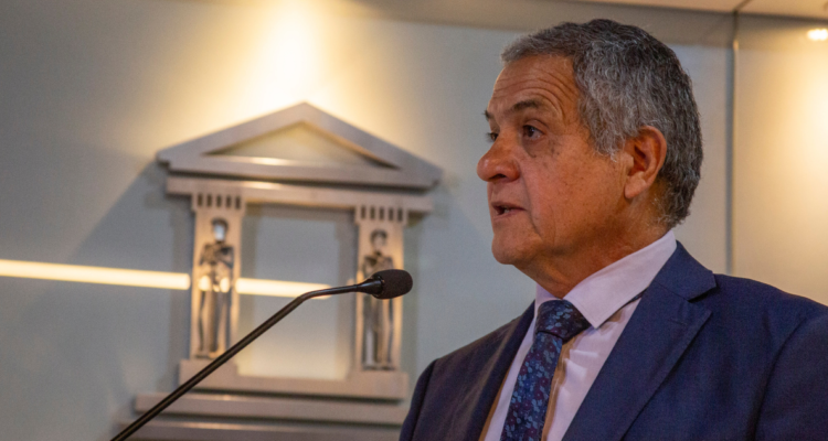 Ministro Carroza afirma no temer a presunta AC en su contra: “Tenemos que estar al escrutinio público”