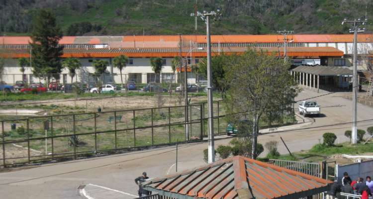 Suprema da plazo perentorio a Gendarmería para mejorar la Sección Femenina de cárcel penquista