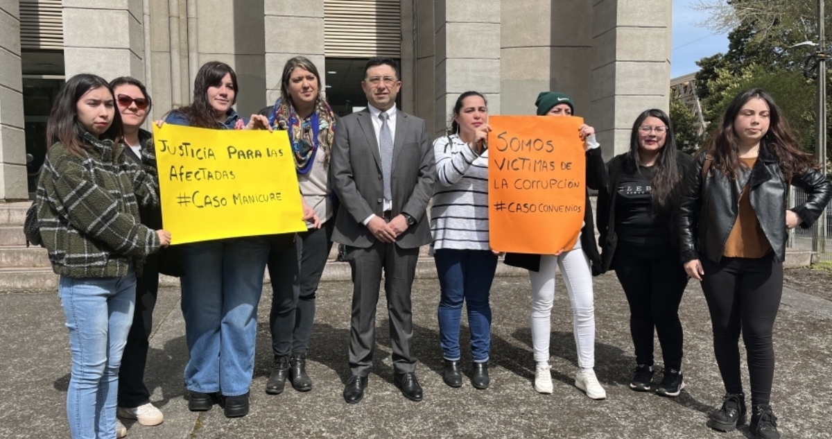 mujeres afectadas por arista Manicure en caso co nvenios