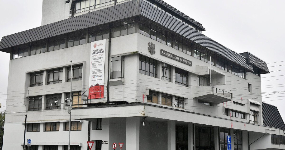 Frontis de Municipalidad de Valdivia por Plan Regulador Comunal