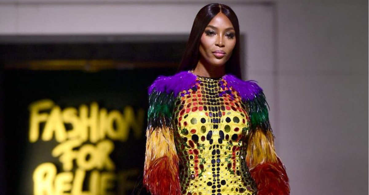 Naomi Campbell en desfile de Fashion for relief