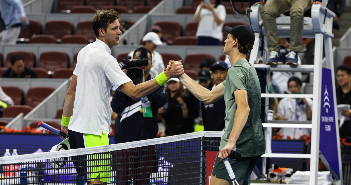 Nicolas Jarry cae ante el número Sinner y se despide en su estreno del ATP de Beijing