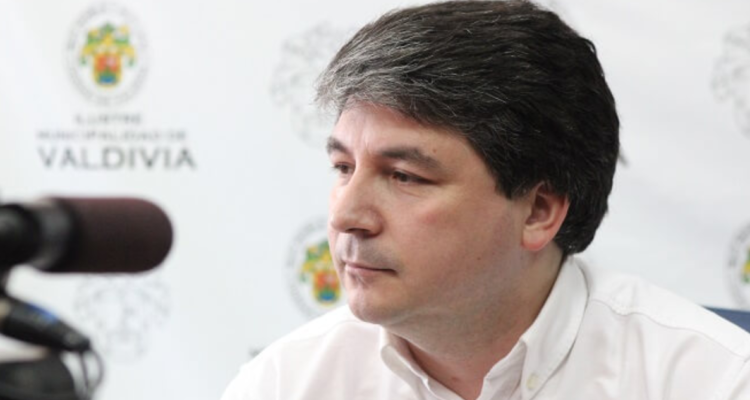 exalcalde de Valdivia, Omar Sabat, será formalizado en septiembre por conducir en estado de ebriedad