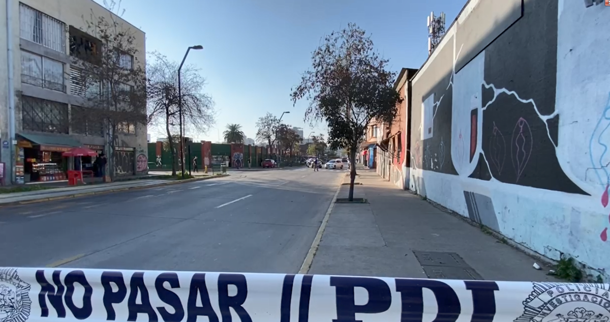 Investigan nuevo homicidio en Santiago: adulta mayor fue baleada al interior de un almacén