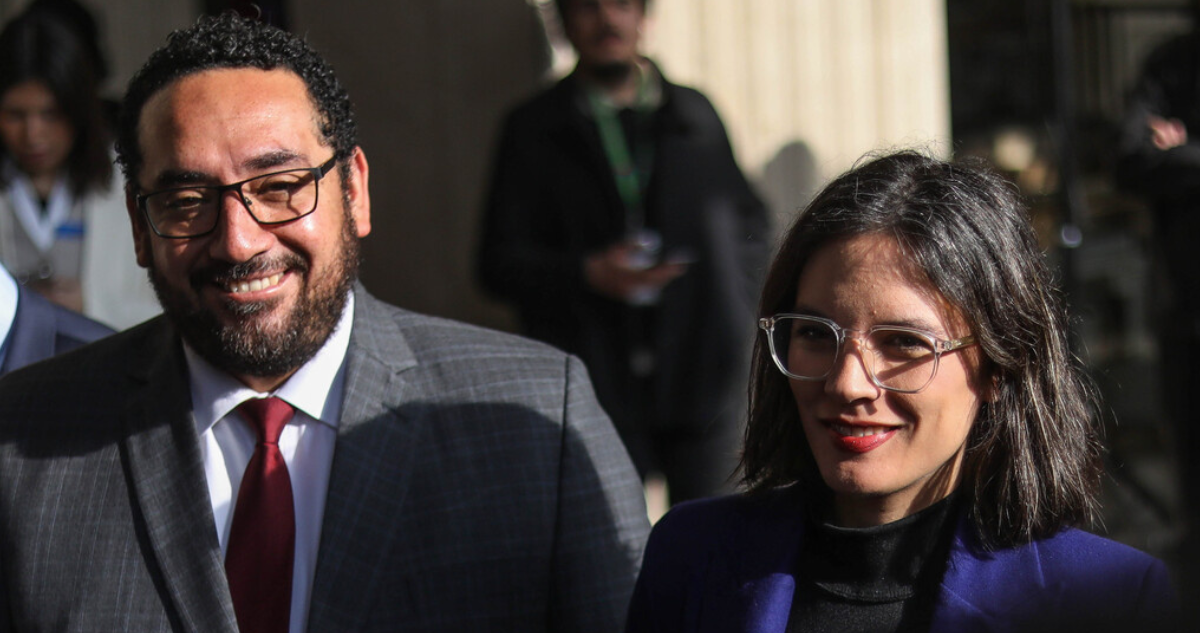 Oficialismo defiende postergación de proyecto que busca reemplazar el CAE ante críticas de oposición