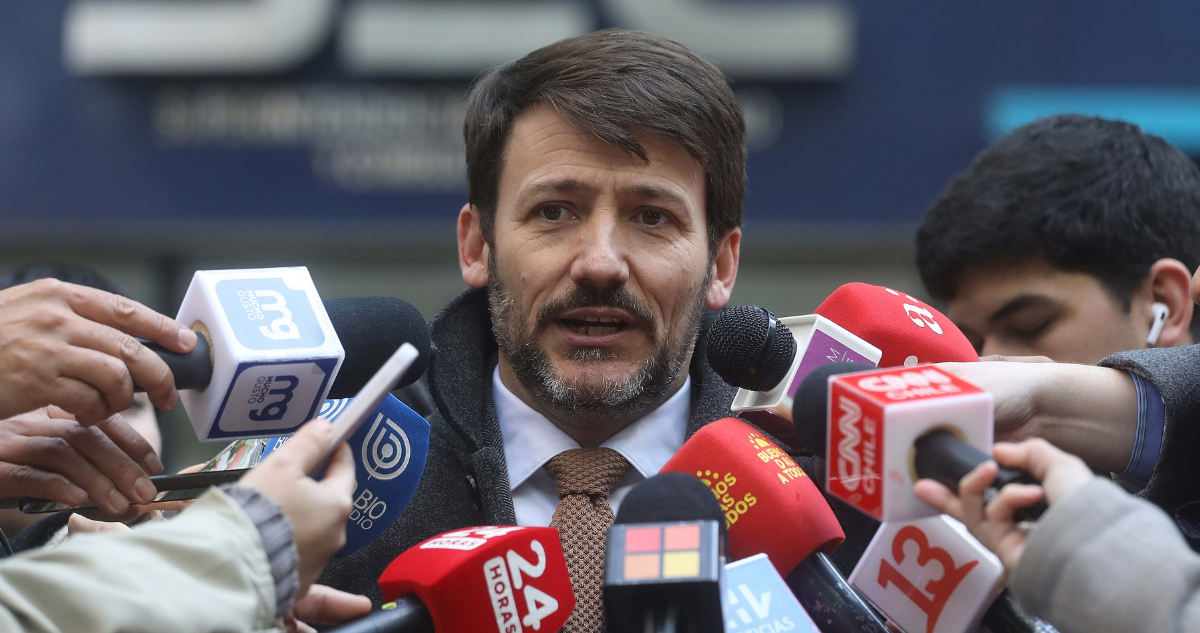 Pardow dice que muerte de tres personas electrodependientes se sumará a informe de caducidad de Enel