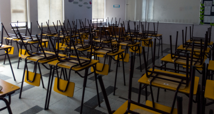 Gobierno plantea que evalúa una probable suspensión de clases para este 11 de septiembre