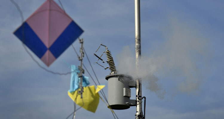 Cuáles son los 38 puntos de riesgo para elevar volantines en la RM: MOP advierte uso de hilo curado