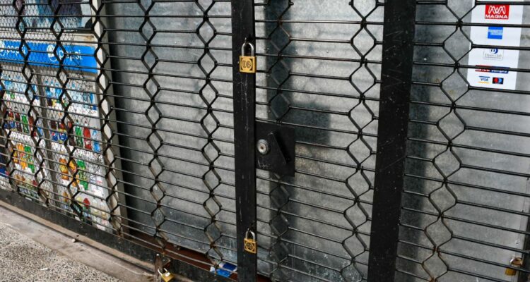 Qué está abierto o funciona feriado irrenunciable miécoles 18 jueves 19 de septiembre 2024 Fiestas Patrias Comercios, supermercados, tiendas, malls cerrado